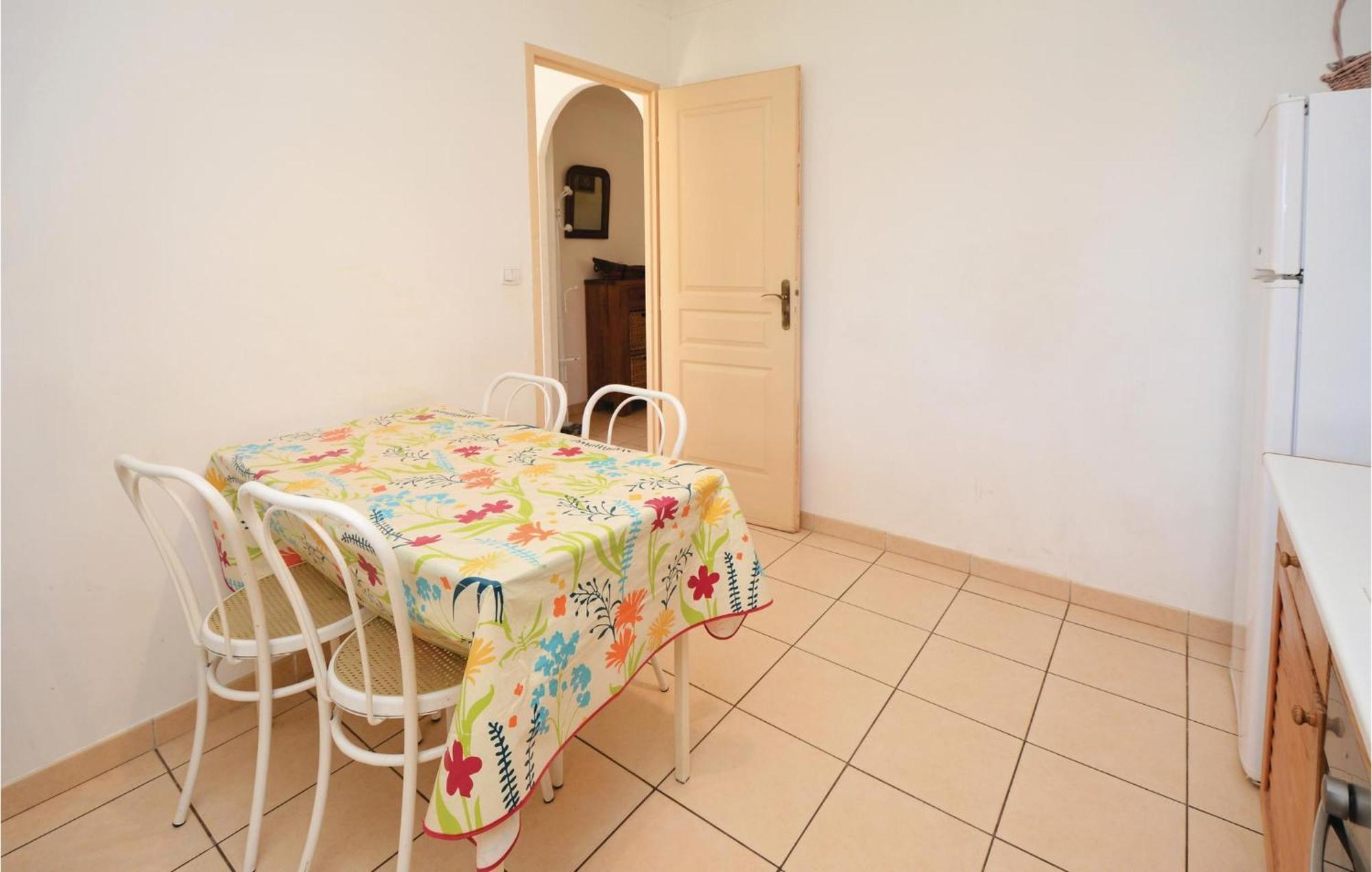 3 Bedroom Beautiful Home In Pignan 外观 照片