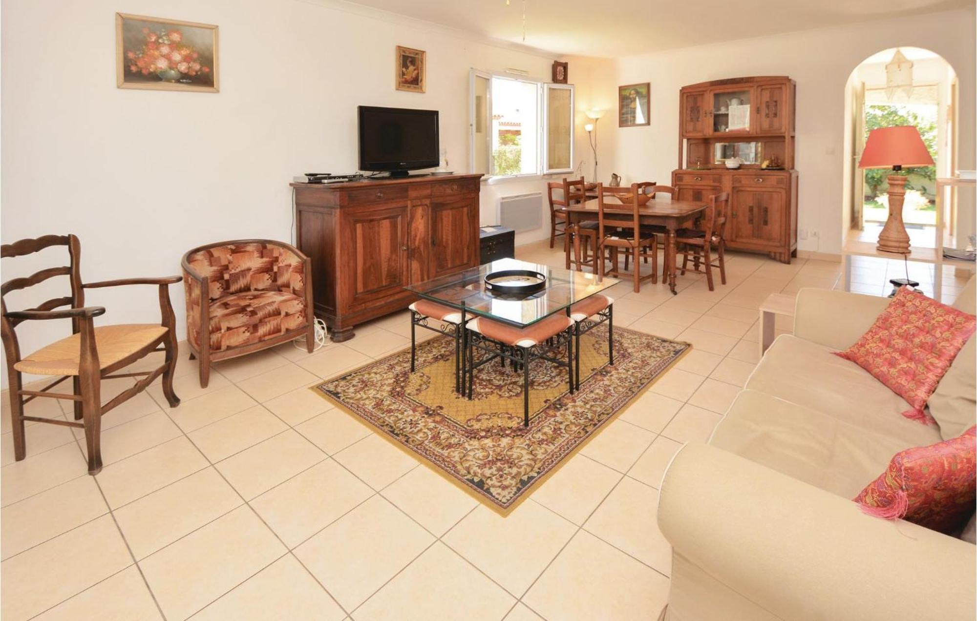 3 Bedroom Beautiful Home In Pignan 外观 照片